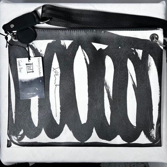 VAN DE WIEL by Black Line Crazy 
